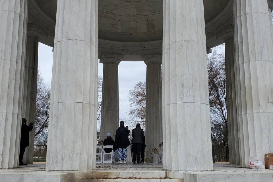 Wedding at DC War memorial