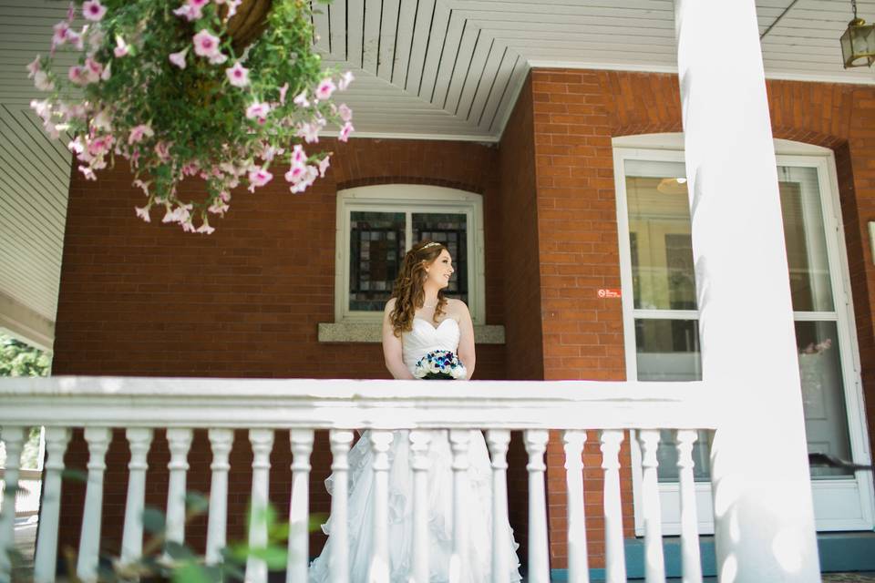 The bride holding her bouquet