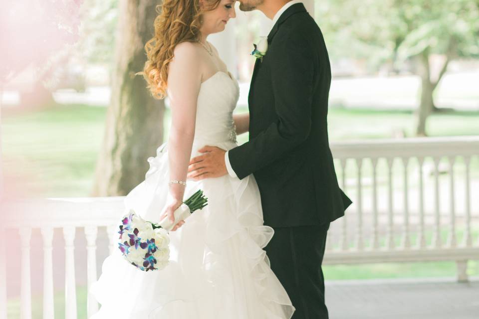 Couple's forehead kiss