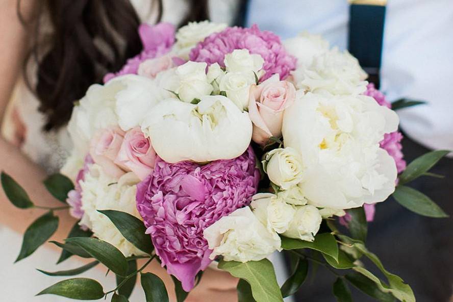 White and purple bouquet