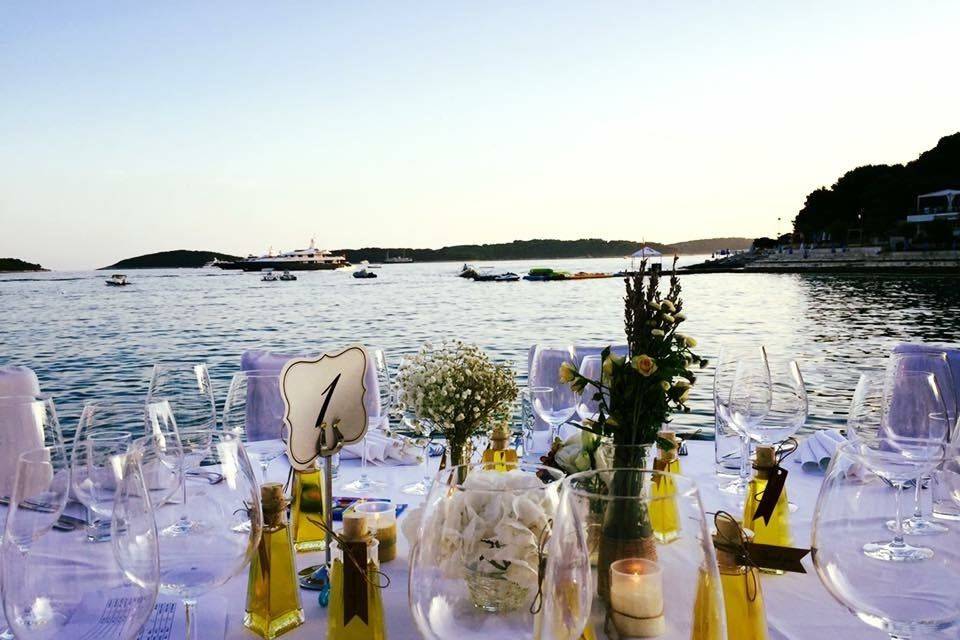 Table with local olive oil favors