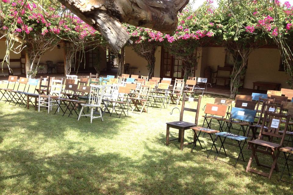 Country garden ceremony setting, casa cody, palm springs