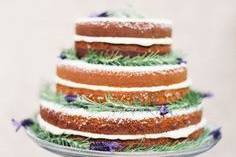 Rustic wedding cake