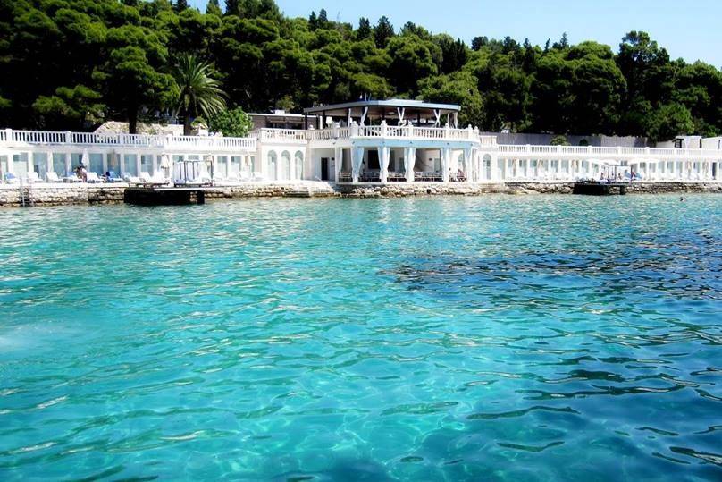 Bonj les bains, Hvar Croatia