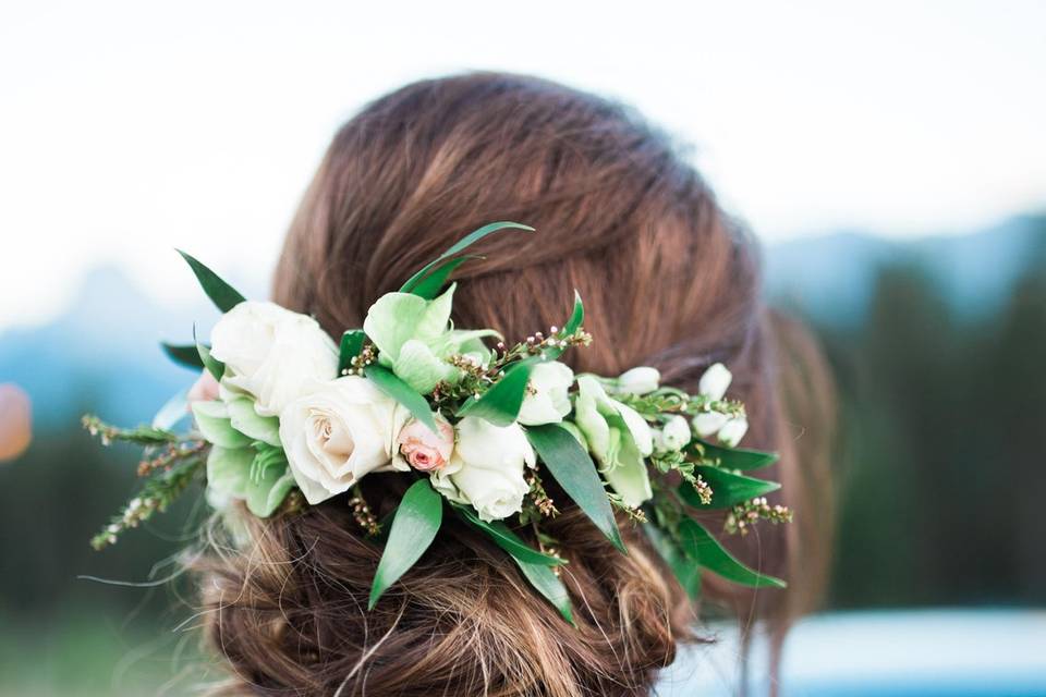 Garden hair flowers