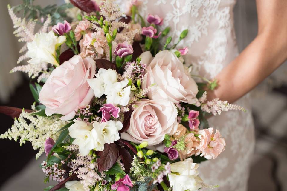 Pink adn plum bridal bouquet