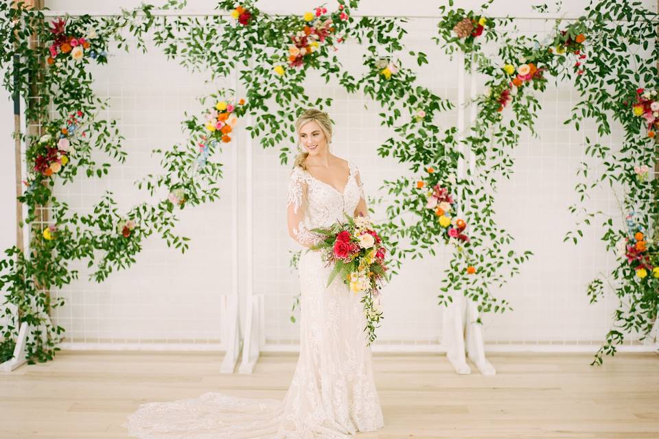 Vining backdrop florals