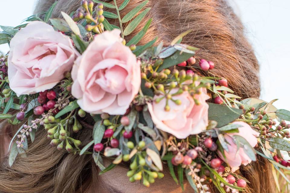 Pink hair flowers