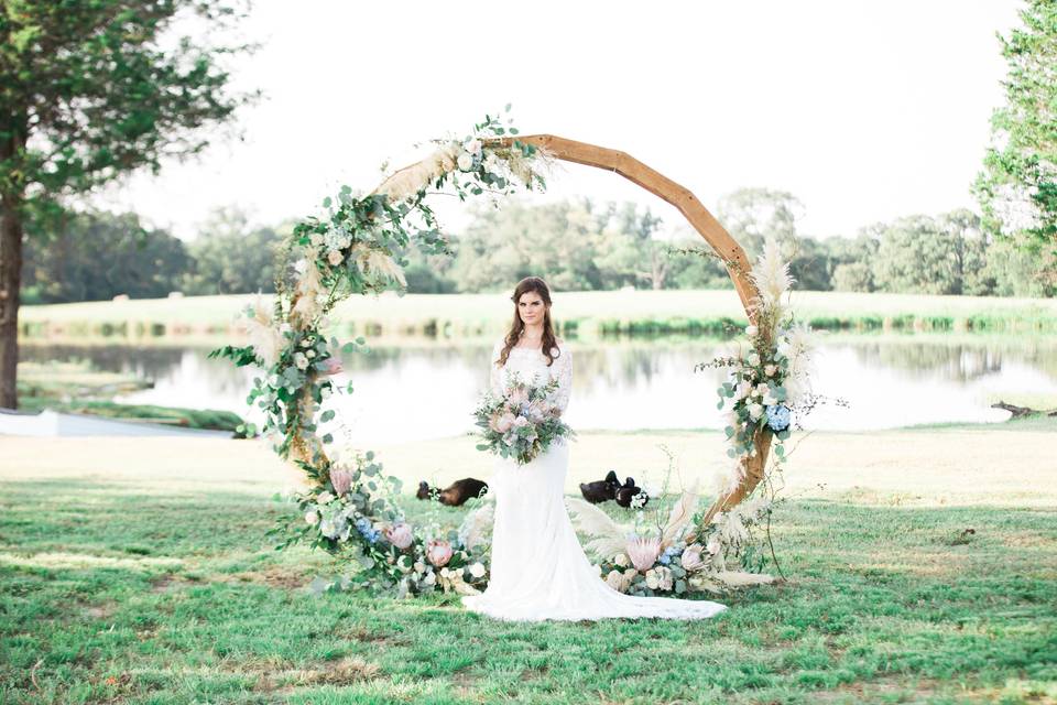 Circle arch