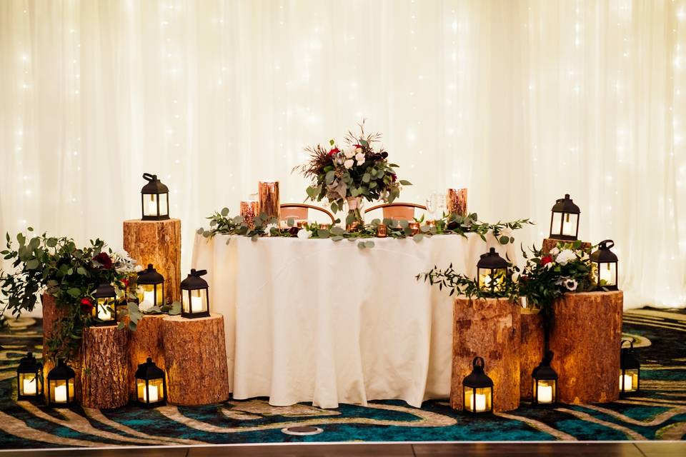 Sweetheart table