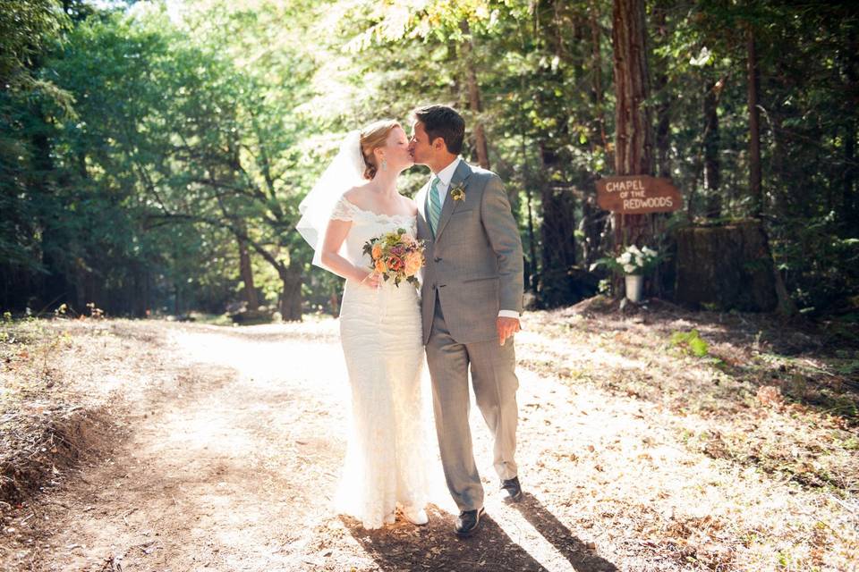 A charming wedding celebration in the redwoods on a family property deep in the hills of Mendocino County, California.