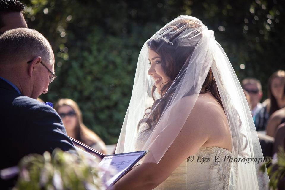 Lyz V. Photography