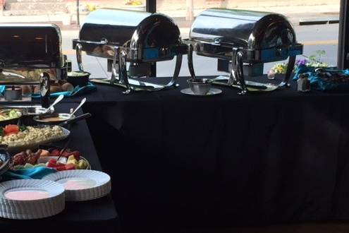 Hy-Vee Catering - Catering - Lees Summit, MO - WeddingWire