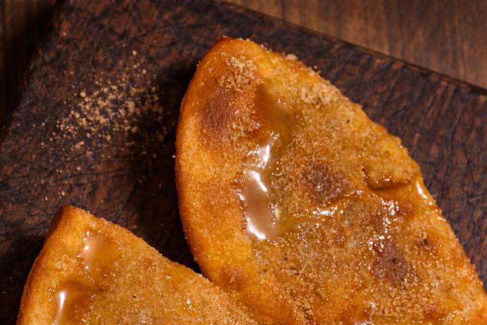 Apple empanadas