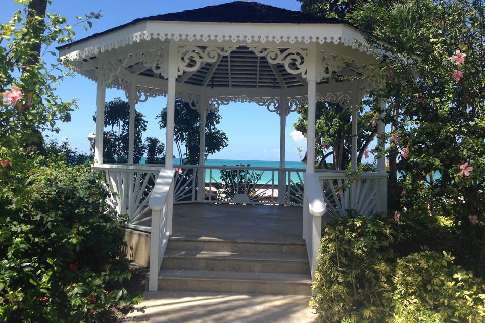 Gorgeous beach gazebo