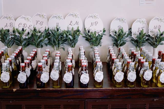 Olive oil favors