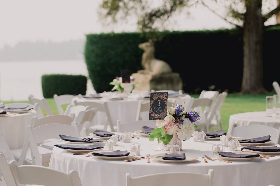 Wedding table setting