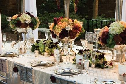 Wedding table linen online rentals