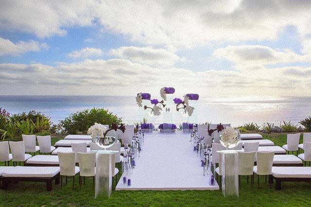 Modern, sleek wedding ceremony.  Photo by Christine Bentley Photography.  Planning by Kevin Covey Wedding & Event Coordination.