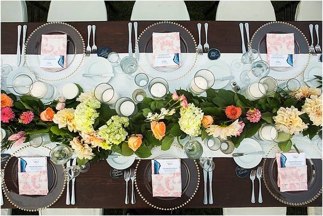 Table set-up with centerpiece