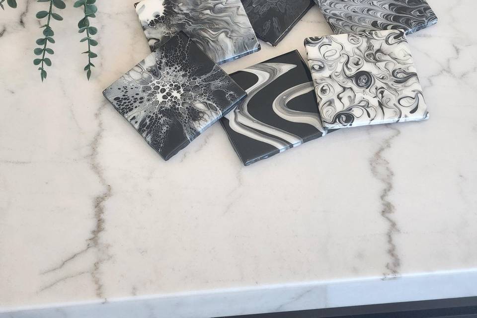 6 pc Black and White Coasters