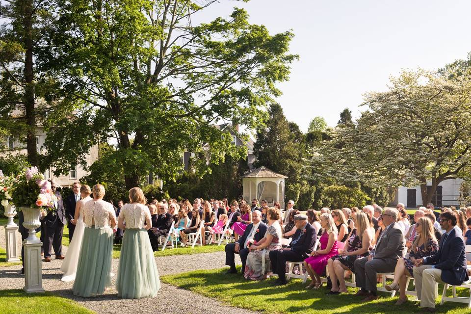 Spring ceremony in the gardens