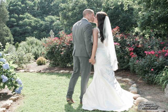 Farrah's Photography and Event Services
