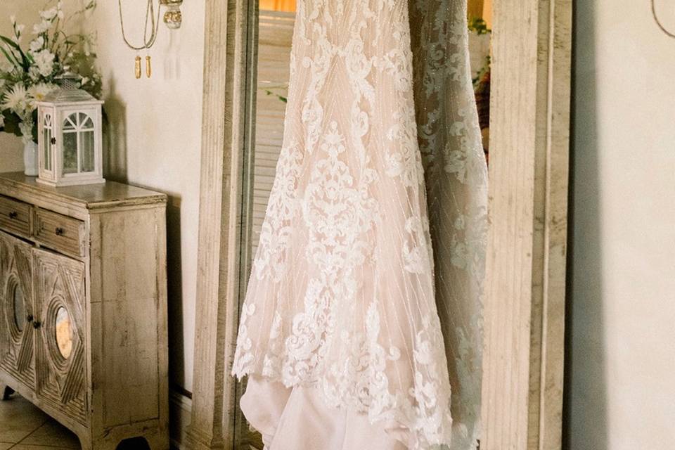 Brides Dress - Cajun Mansion