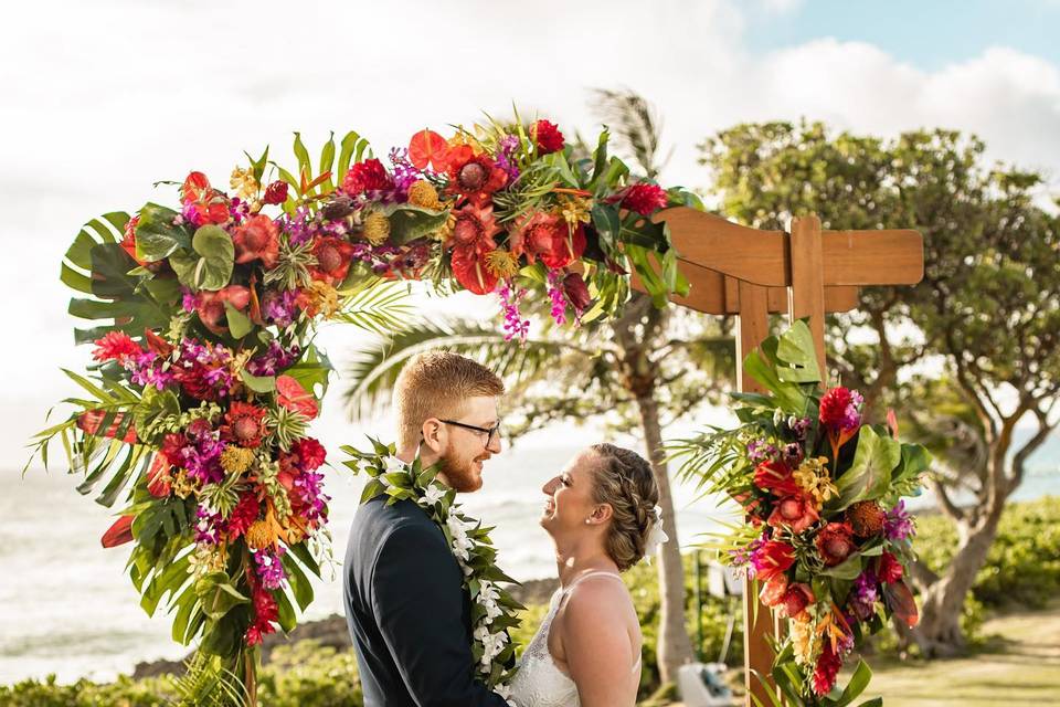 B & T Hawaii