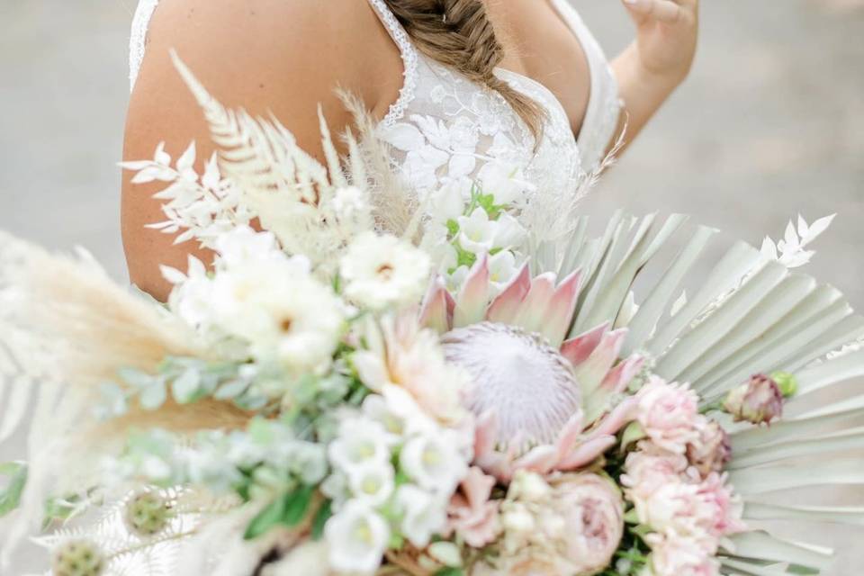 Textured Bridal Bouquet