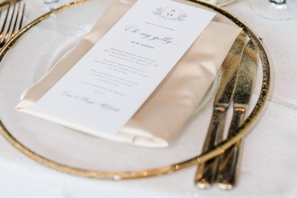 Champagne & Gold place setting