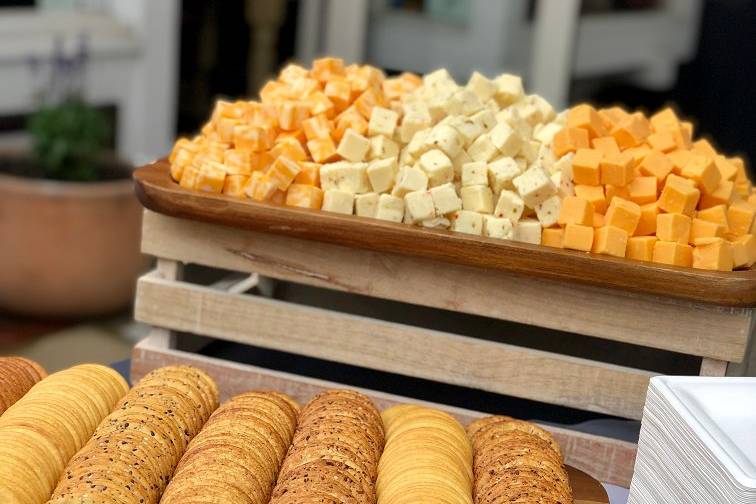 Cheese and crackers
