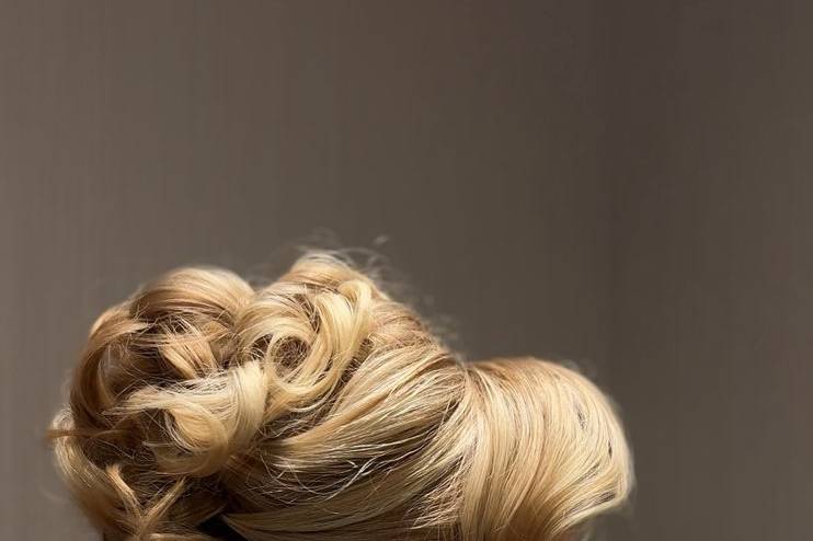 Modern French twist + volume