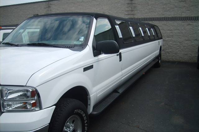 Lacey Limousine