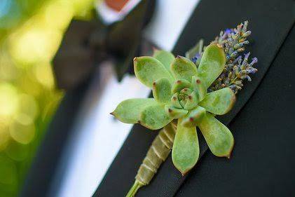 Green corsage