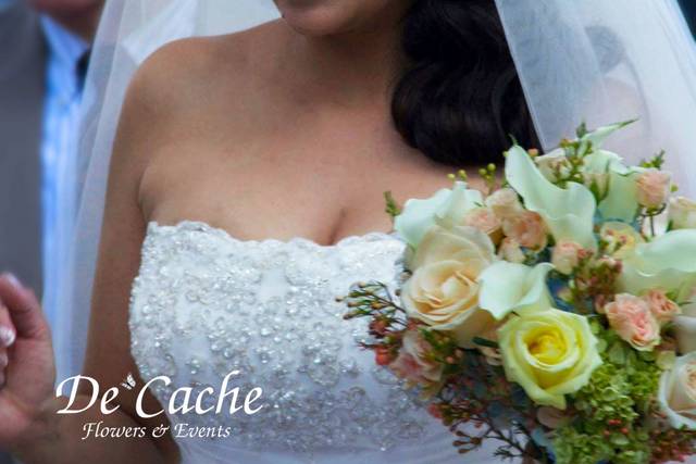 Decache Flowers & Events