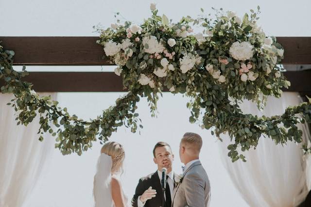 The Socal Wedding Officiant