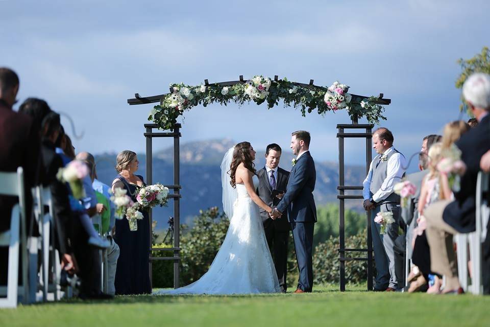 The Socal Wedding Officiant