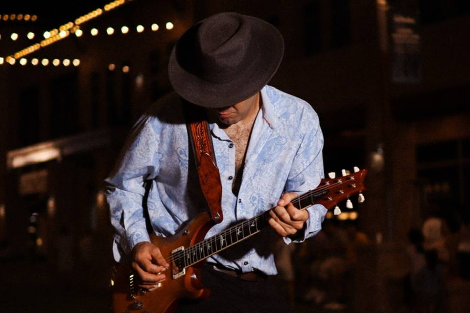 Wedding Tunes with Pedro Lattouf
