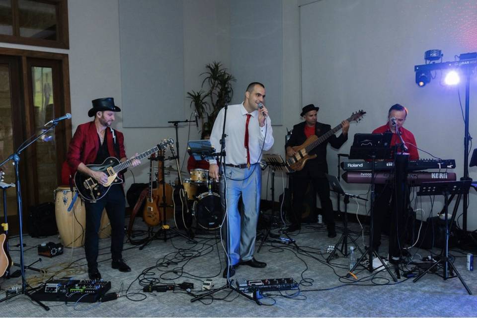 Wedding Tunes with Pedro Lattouf