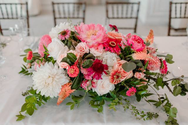 Main Table Arrangement