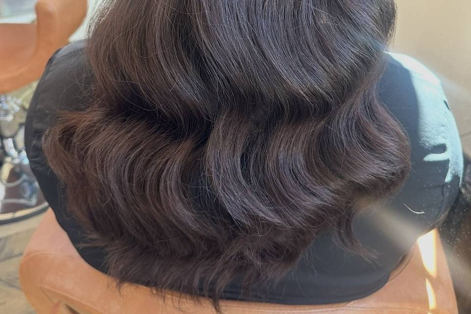 Hollywood waves