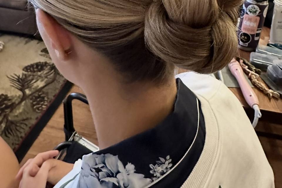 Sleek bun