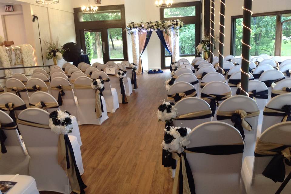 Indoor ceremony setup