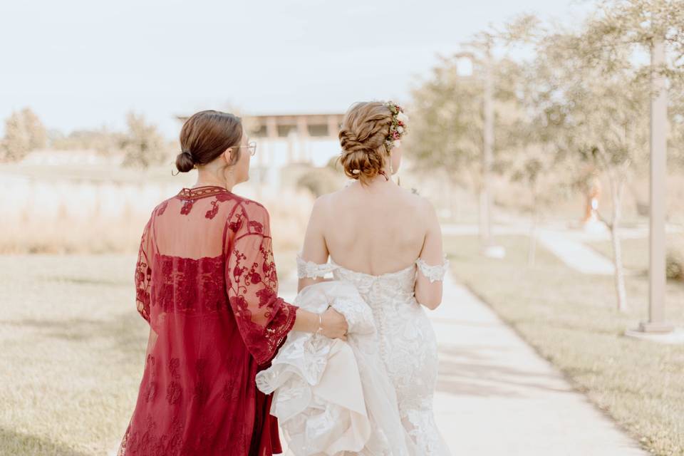 Holding the dress - cmyphotography101