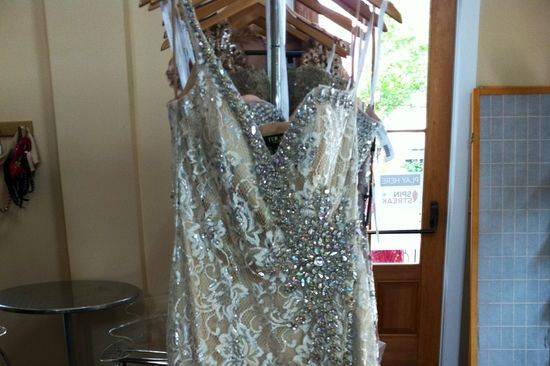 new lace gown jovani