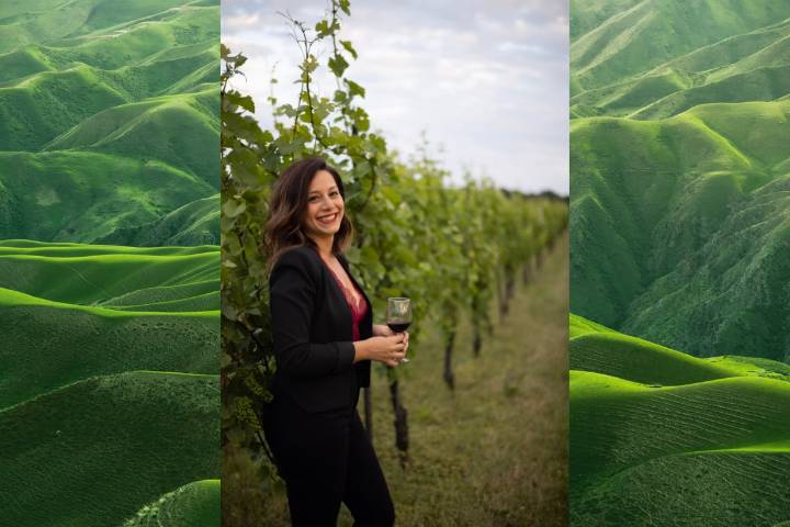 Christina Custode Singing Somm