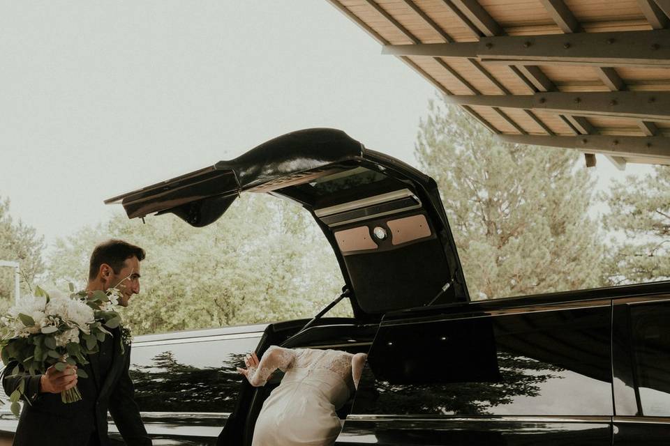 Wedding couple limo
