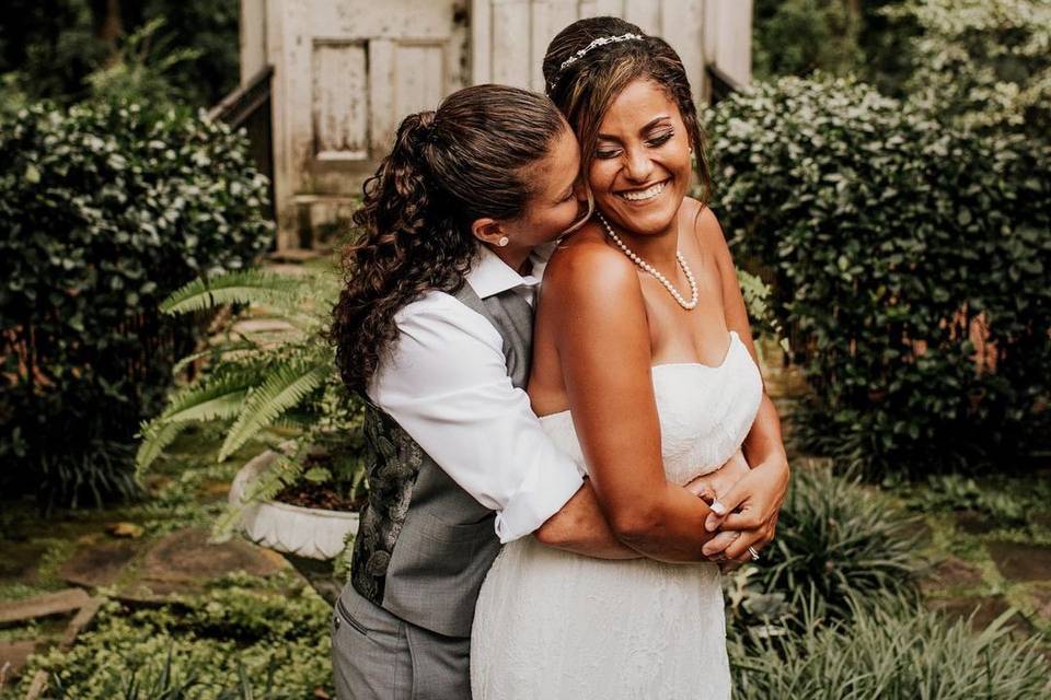 Garden shed couple