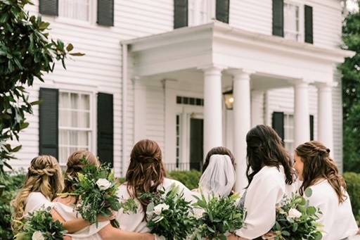 Winter bridesmaids